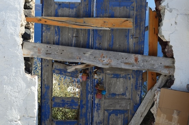 'Top 7 Signs Your Home’s Doors Need Repair — Before It Becomes an Emergency