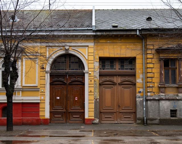 'How to Know When Your Residential Door Needs Professional Repair